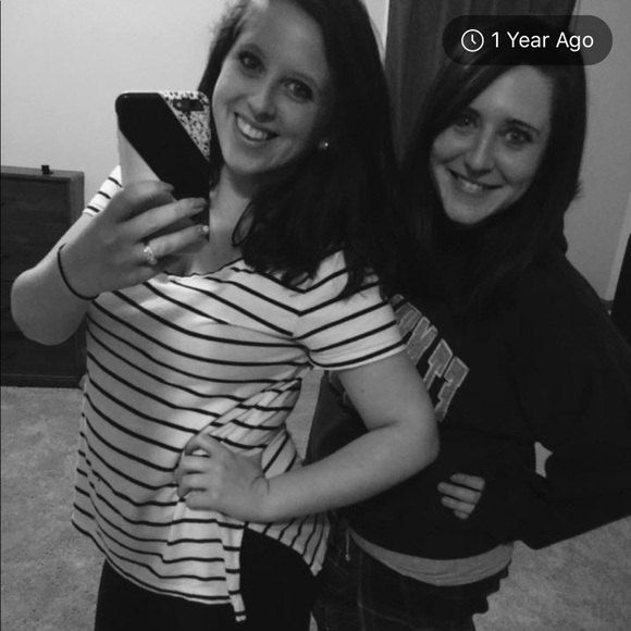 Meet your Posher, Michaela - Picture 1 of 1